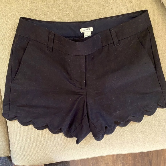 J.Crew scalloped hem shorts-like new - Picture 2 of 3